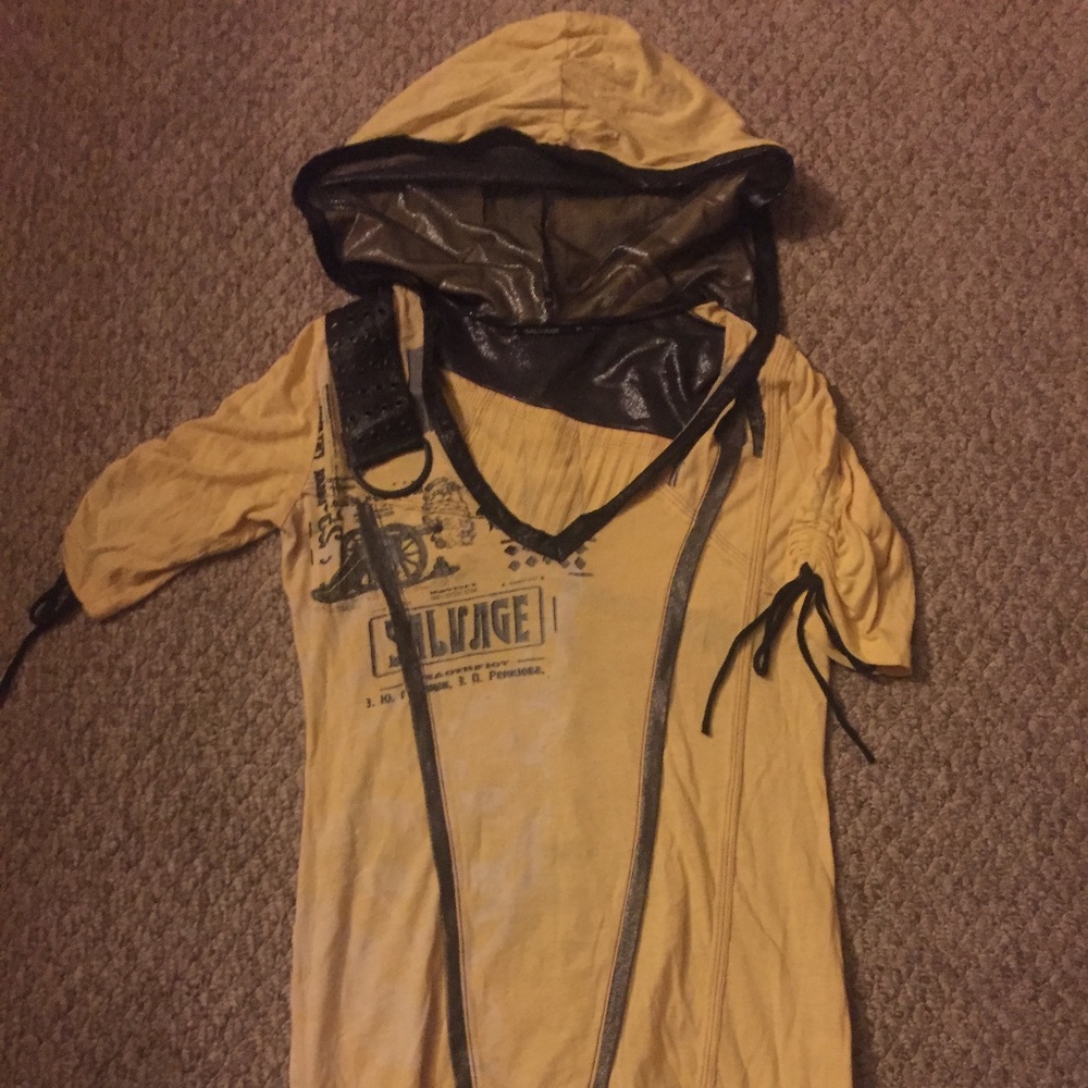 Women's "Salvage" Hooded Short Sleeve